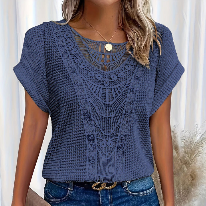 Violet | Detailed Knitted Top
