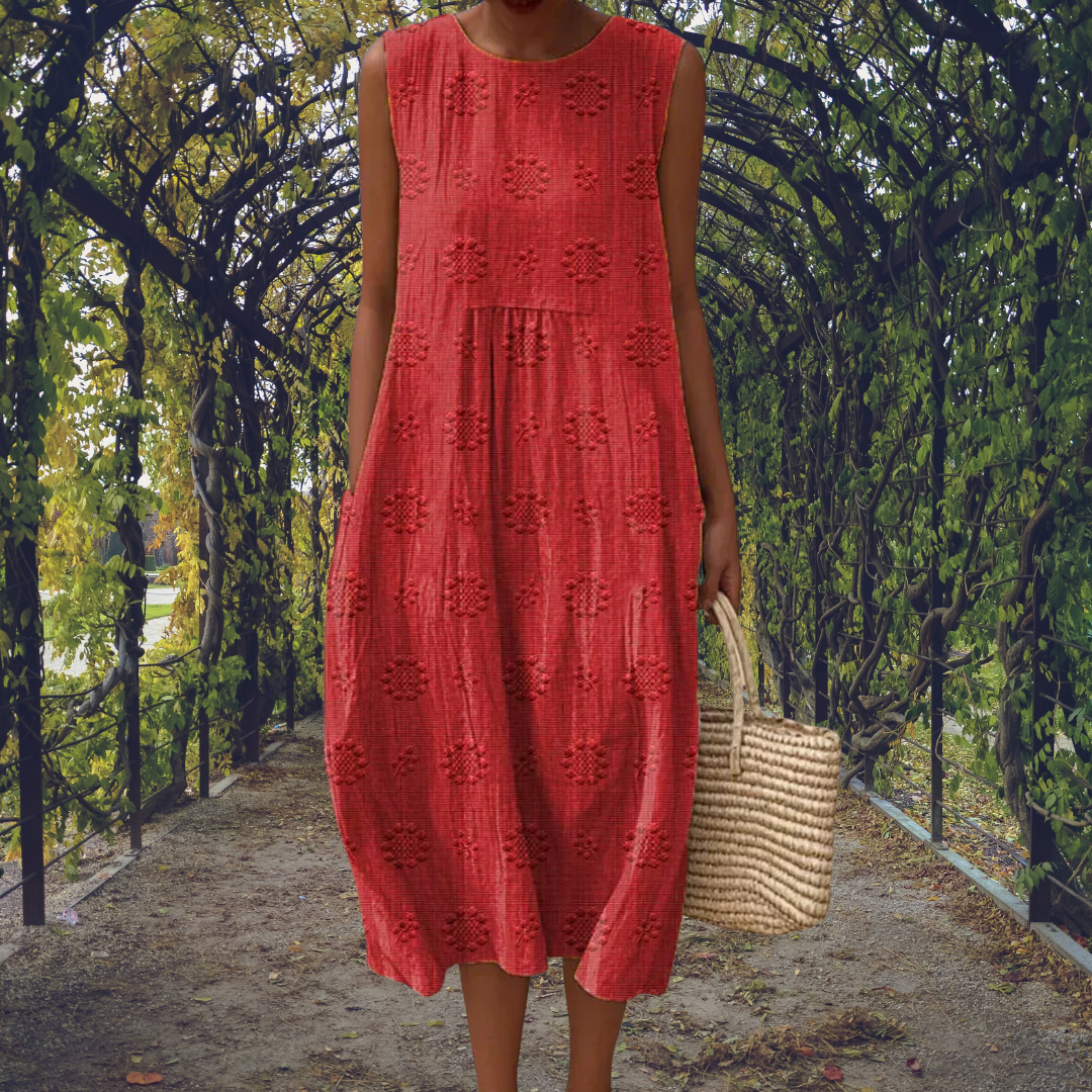 Kira | Elegant sleeveless dress with pockets