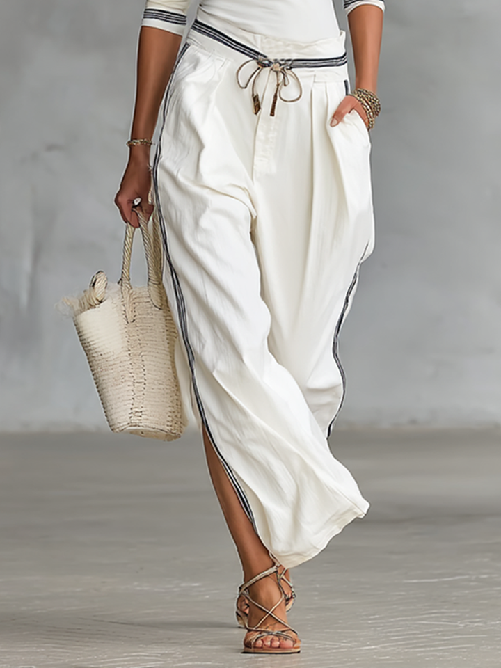Women's Two-Piece Set: Long Sleeve Sporty T-Shirt with High Neck and Loose Pants with Drawstring