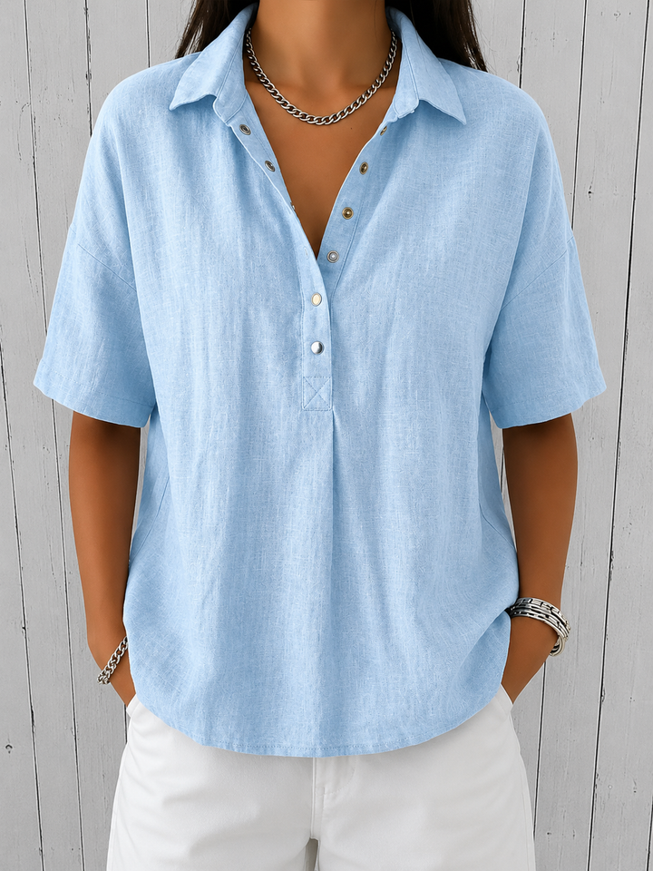 Ava | Blouse with Collar and Button