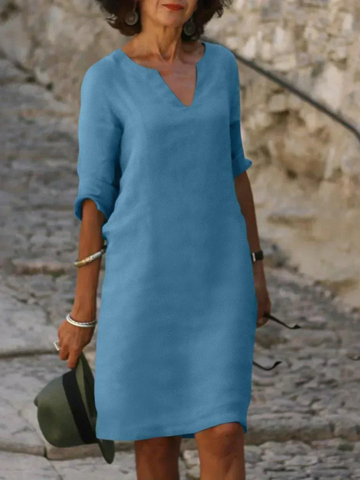 AMELIA | FLATTERING DRESS