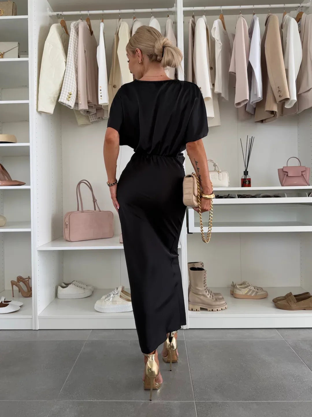 Mernes | Dress with Cross Knot
