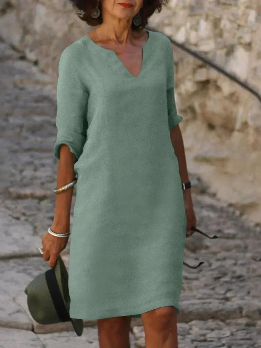 AMELIA | FLATTERING DRESS