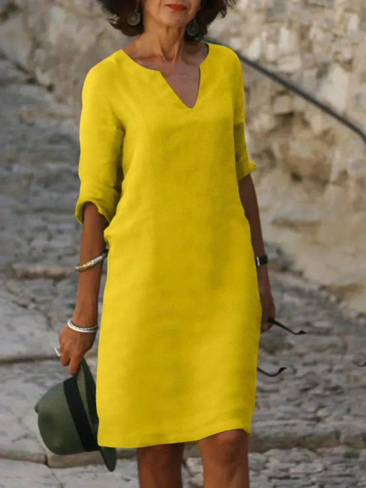 AMELIA | FLATTERING DRESS