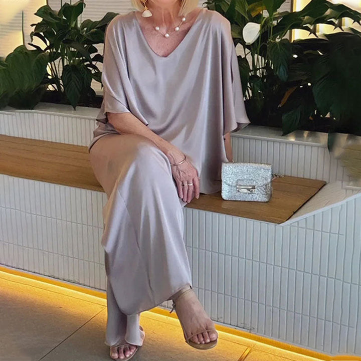 Selina | Elegant 2-Piece Flowing Silhouette Set